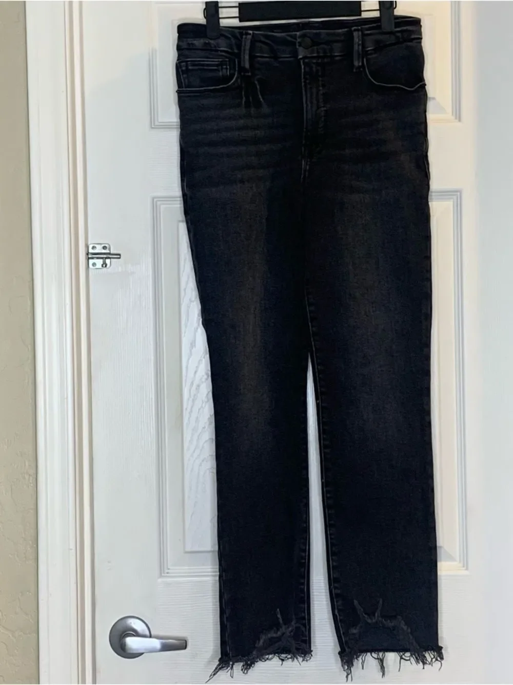 Good American Black Jeans Size 4/27 Raw Sharkbite Hem